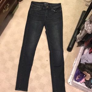 Low waisted jeans